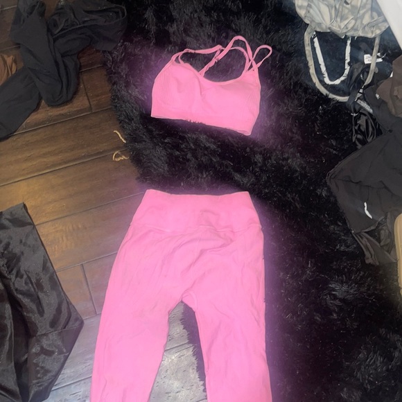 💘 Neon Pink Nux Active wear set - Picture 3 of 7